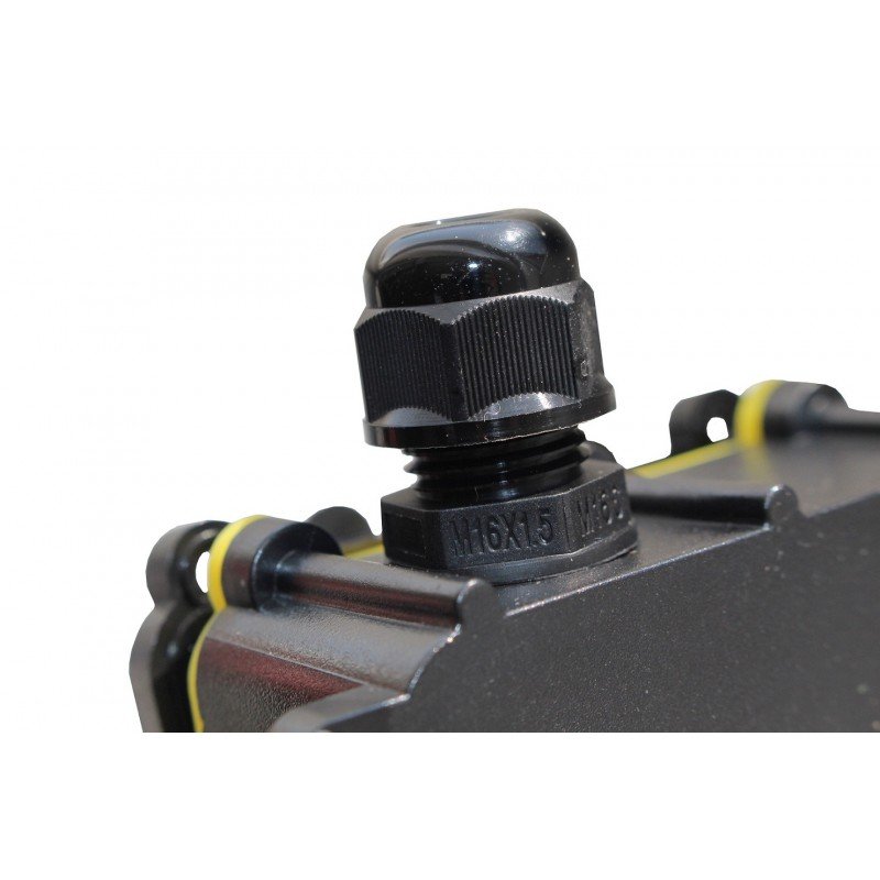Розподільча коробка М686-3 IP68 з клеммой 24А TNSy